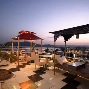 3* Hotel The View Hotel- On Pichola